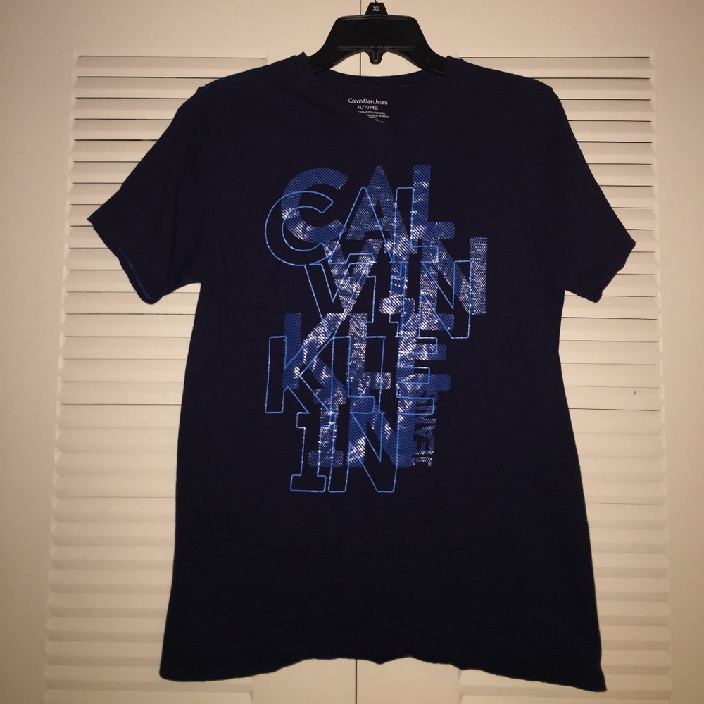 Calvin Klein tee shirt